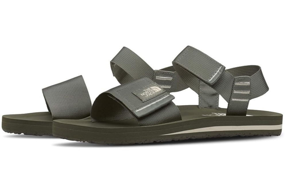 The North Face Women's Skeena Sandals - Agave Green/Vintage White- Size 6 M